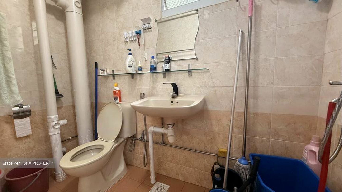 Blk 209 Yishun Palm Spring (Yishun), HDB 4 Rooms #485903941